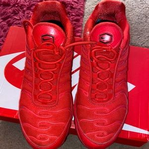 All Red air max plus